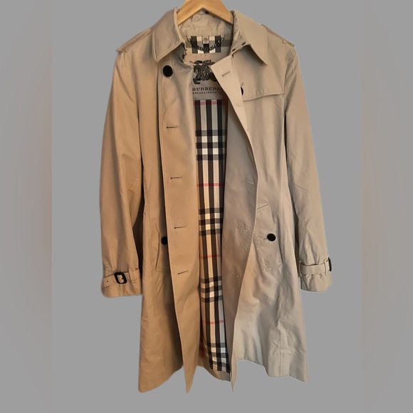 BURBERRY TAN MID-LENGTH TRENCH COAT - Picture 4 of 11